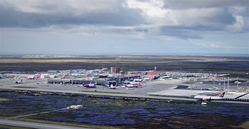 Oko 200 putnika zarobljeno u glavnoj islandskoj zračnoj luci zbog nevremena