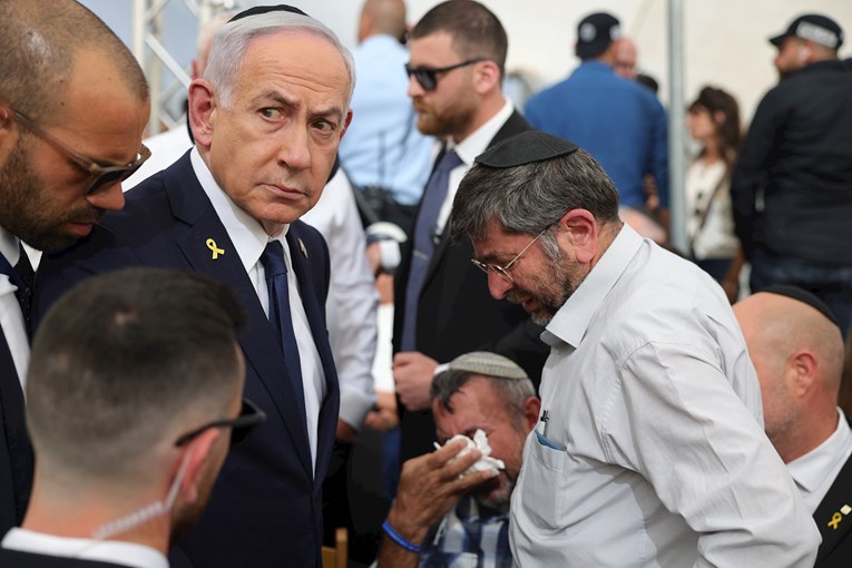 Netanyahu: Znamo da je 21 talac živ, za trojicu još nema potvrde