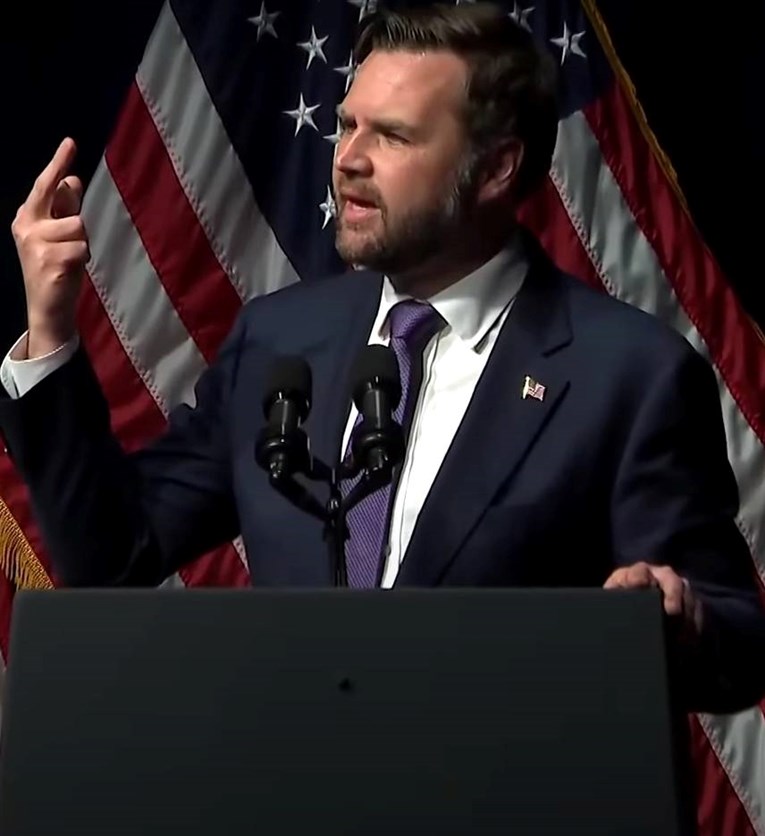 "Oni su sramota za Ameriku": Trump i JD Vance neprikladnim ponašanjem naljutili mnoge
