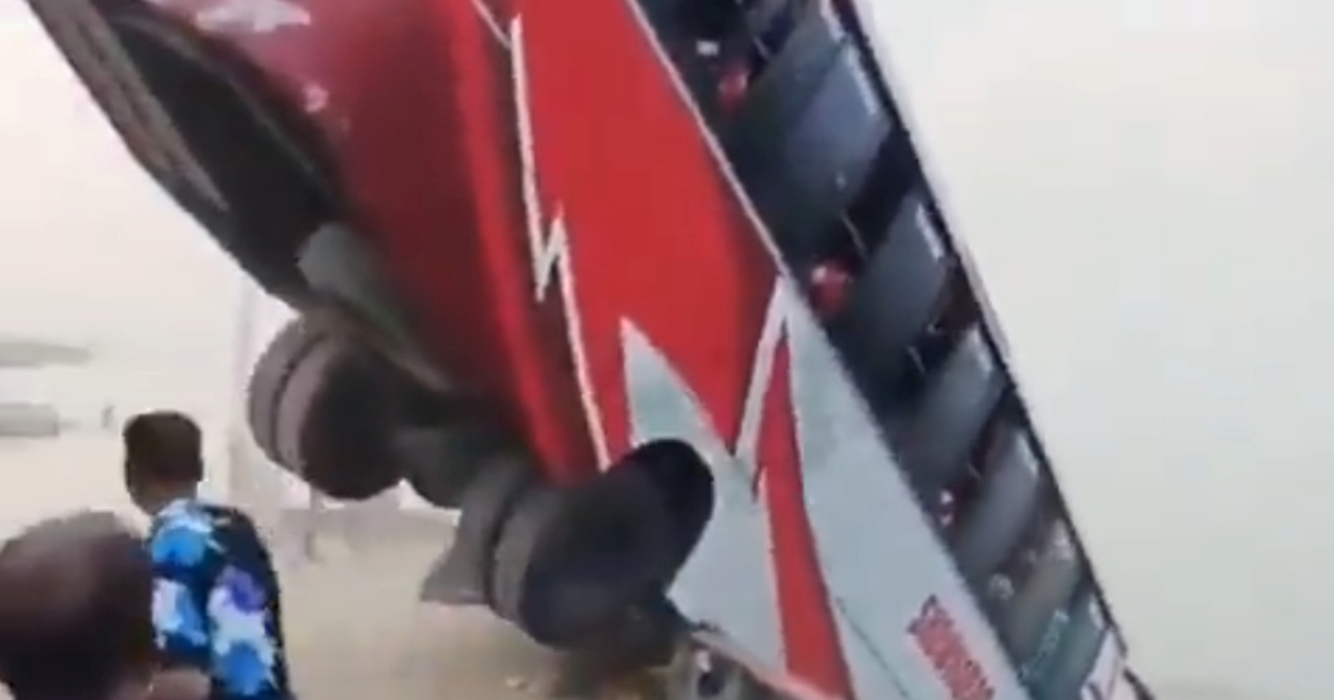 VIDEO Autobus sletio u rijeku u Bangladešu. Najmanje 24 mrtvih