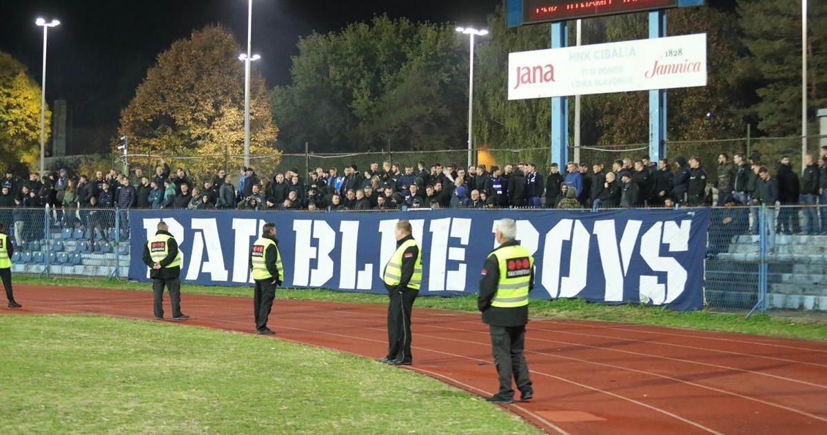 Navijači Dinama na Facebooku: Kovačeviću, nije ovo za tebe, daj ostavku