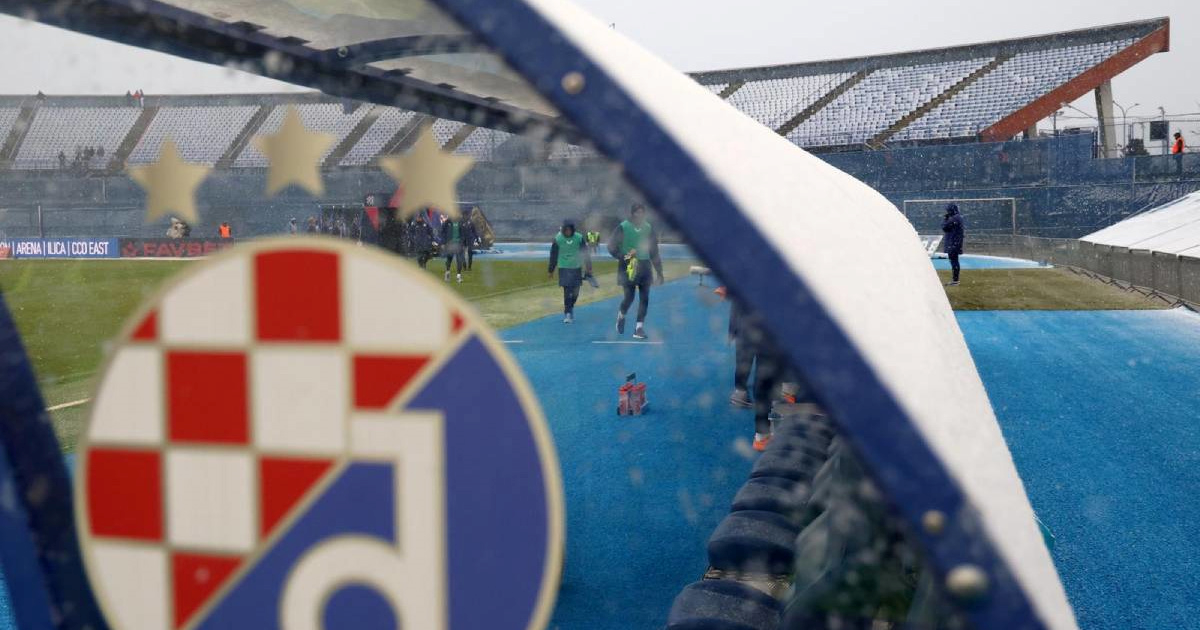 FOTO Ovako izgleda utakmica na Maksimiru u snježnim uvjetima