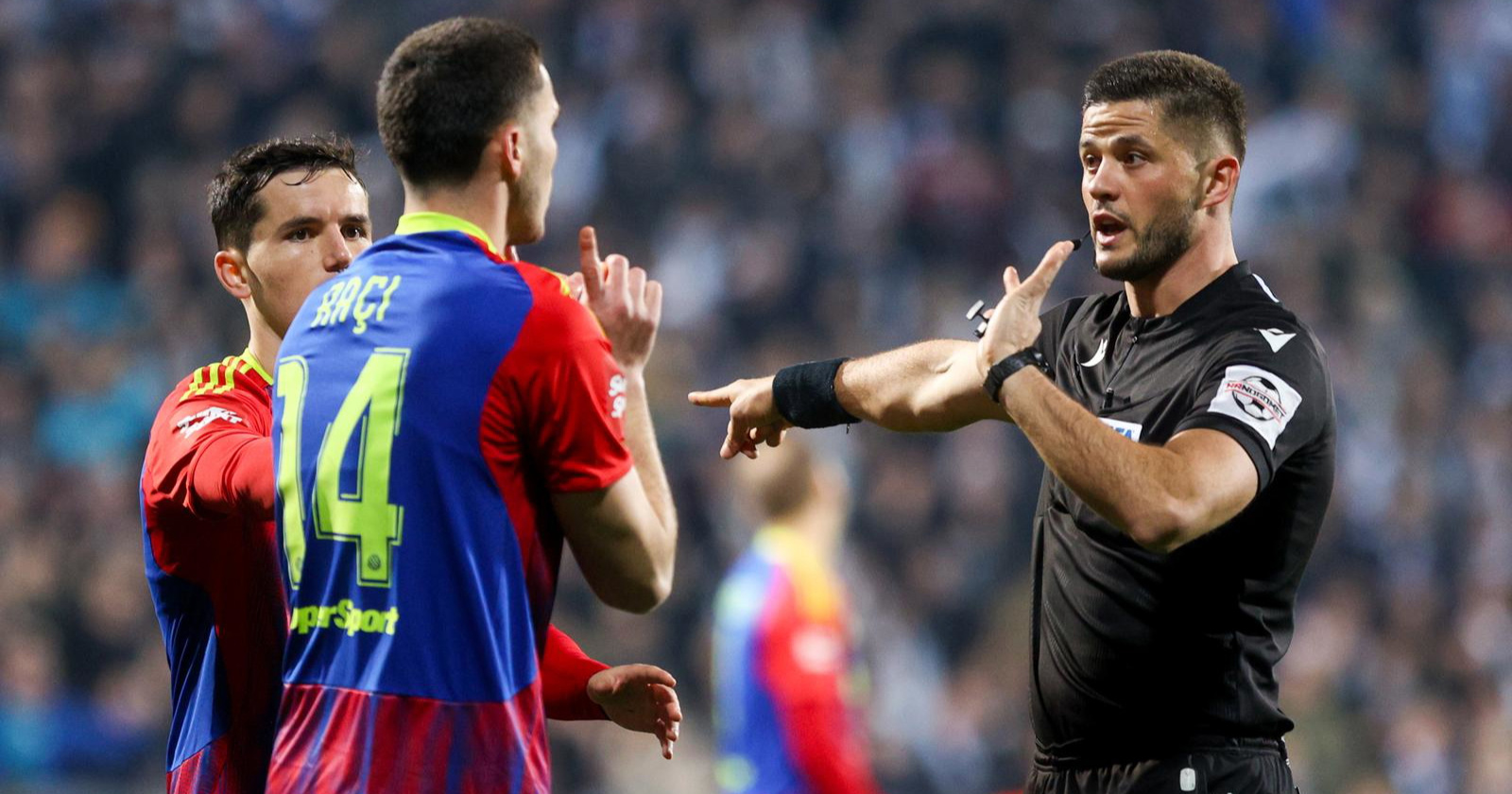 Određeni suci za iduće kolo SHNL-a. Kolarić sudi Hajduku, Strukan Dinamu