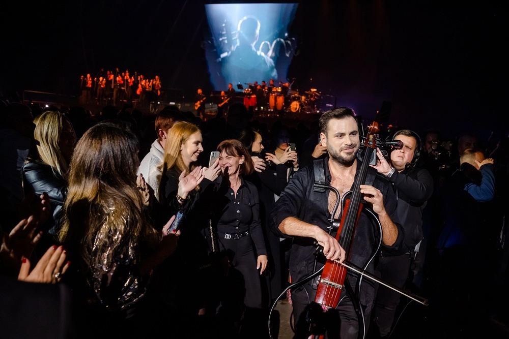 Hauser rasprodaje arene diljem Europe, u Madridu u publici bio Placido Domingo