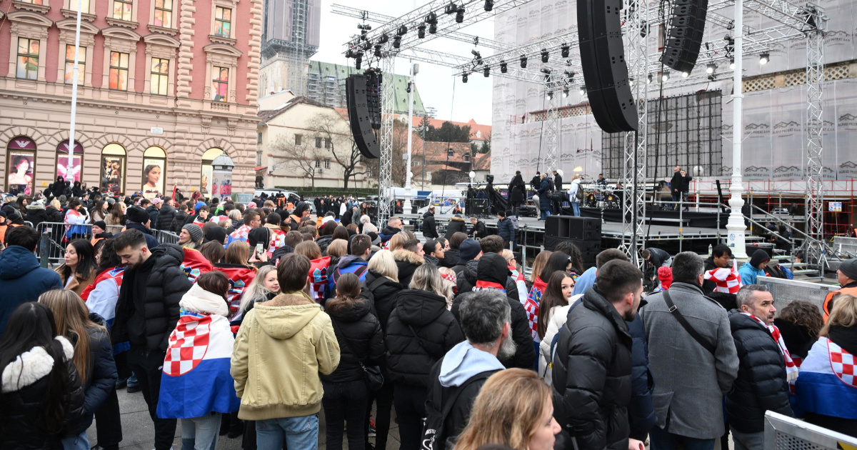 FOTO Kako izgleda Trg bana Jelačića uoči dočeka rukometaša