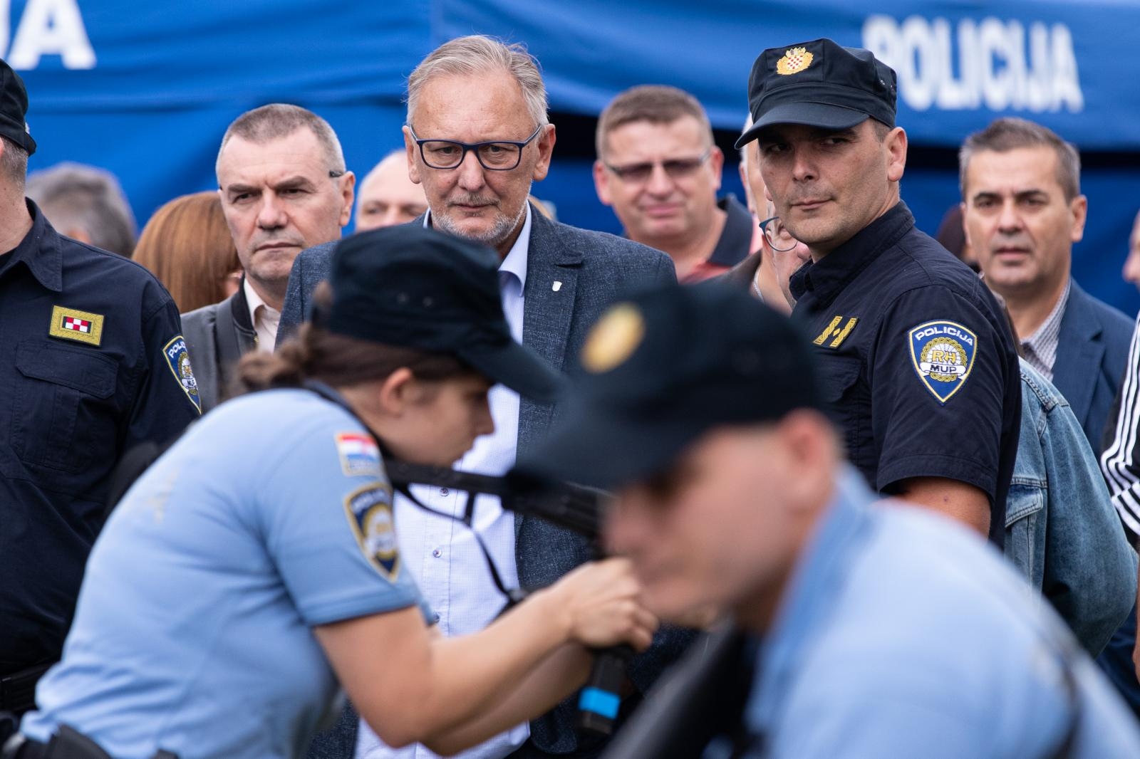 Božinović: Preko Hrvatske je ruta kojom može doći najviše migranata