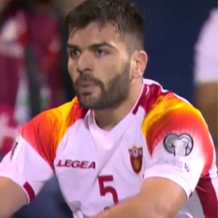 Bizarna situacija. Pogledajte zašto je Prosinečki morao mijenjati već u petoj minuti