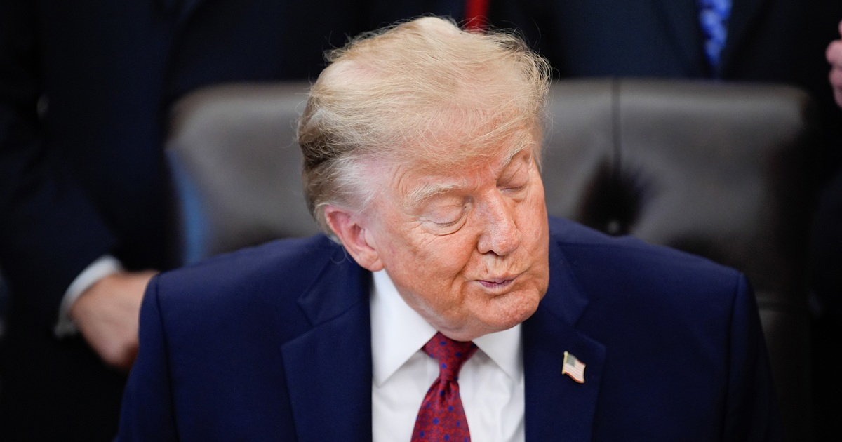 Time: Trump pitao Grok što bi se dogodilo da uhiti Madura