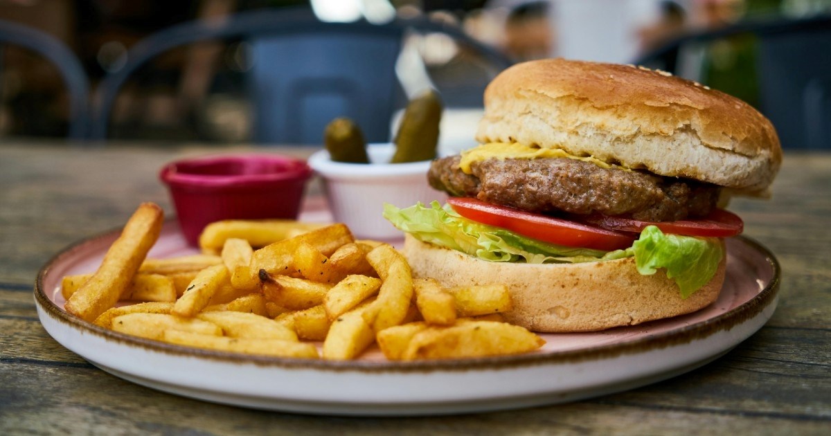 Masna jetra: 8 vrsta hrane i pića koje pogoršavaju stanje, najbolje ih je izbjegavati