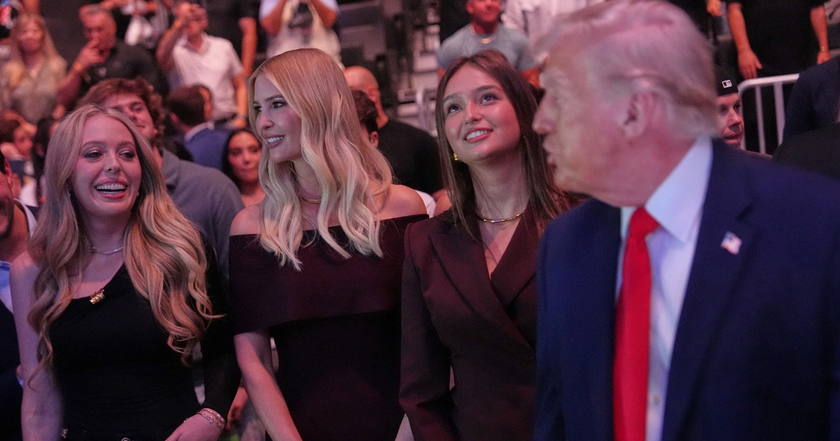 Kćeri i unuke Donalda Trumpa privukle poglede na UFC borbi