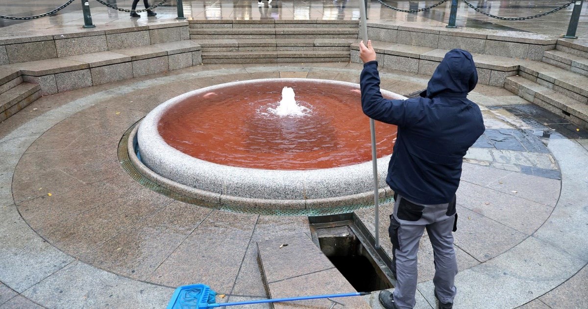 Zagrebački holding: Ne zna se zašto je Manduševac crven, pregledavaju se kamere
