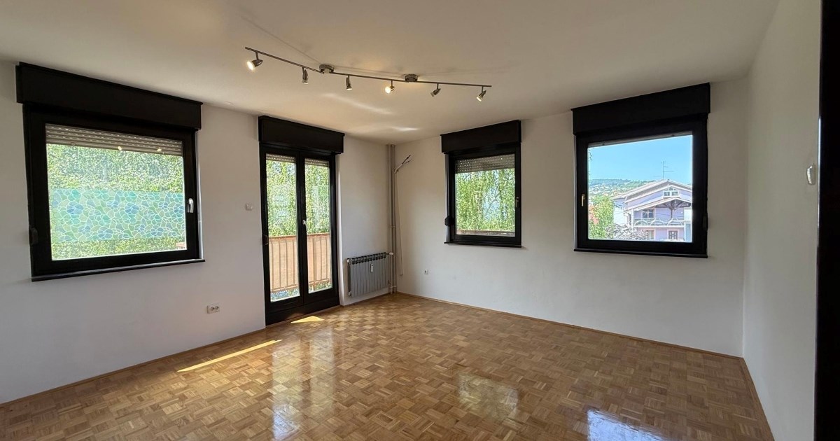 Prostran četverosobni stan na zapadu Zagreba prodaje se za 285.000 eura. Evo fotki