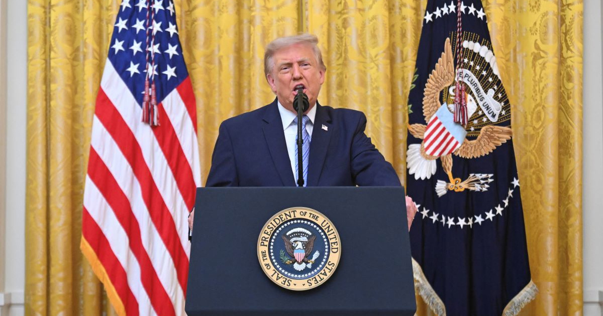 Operater telepromptera kladio se na Trumpove govore i zaradio 100.000 dolara