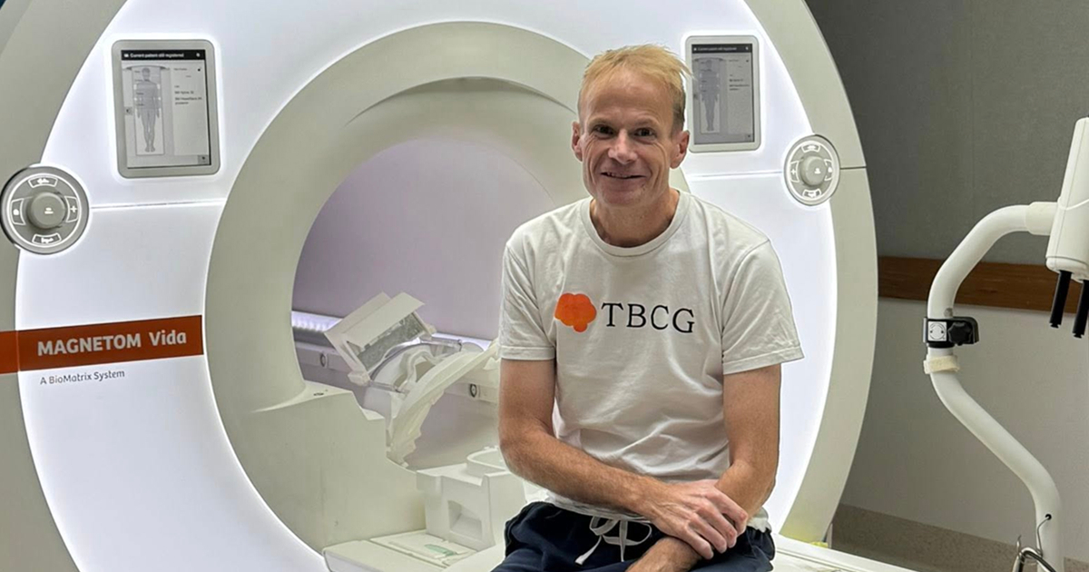 Umro australski doktor koji se 2023. podvrgnuo eksperimentalnom liječenju tumora
