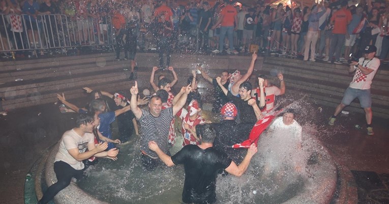 Hrvatski navijači oduševljeni nakon prolaska. "Sad smo kao tele koje siše mamu"