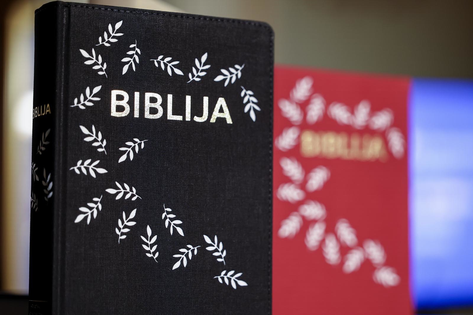 Teolog o novom prijevodu Biblije: Ljudi su razočarani, pogledajte kako izgleda Očenaš