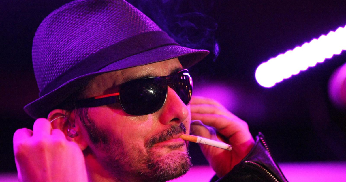 Goran Bare kroz godine: Pogledajte arhivske fotografije rock-legende