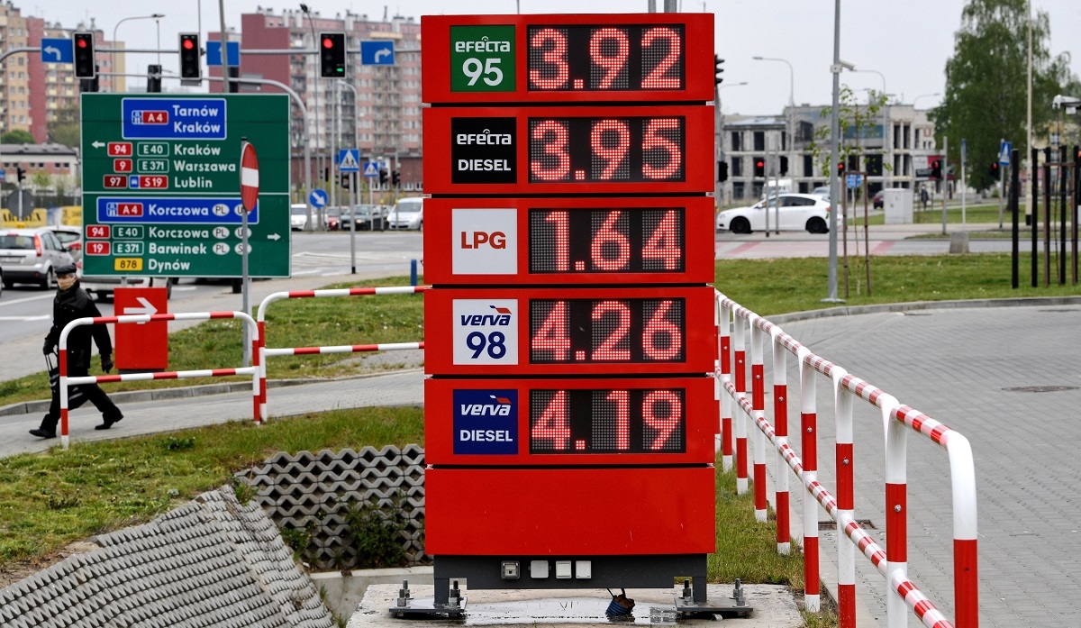 Poljska želi da joj EU smanji porez na gorivo