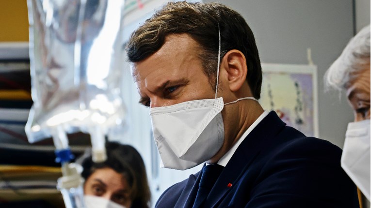 Macron najavio borbu protiv duhana i alkohola u sklopu strategije protiv raka