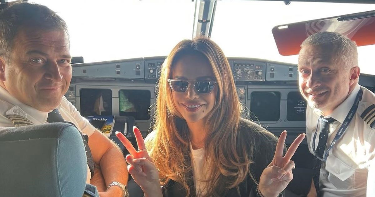 Croatia Airlines objavio fotku Severine u avionu: "Glazbena simfonija iznad oblaka"