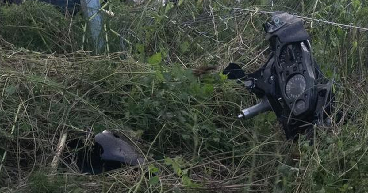 Maloljetnik vozio motor pijan i bez dozvole. Sletio s ceste, teško je ozlijeđen