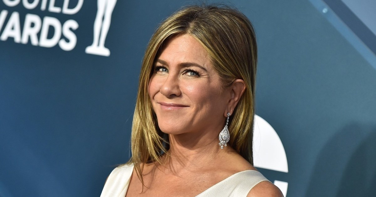 Jennifer Aniston objasnila genijalan razlog zbog kojeg u autu drži hladnjak