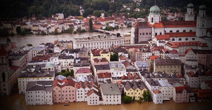 FOTO Gradovi u Njemačkoj još uvijek pod vodom. Poginulo petero ljudi