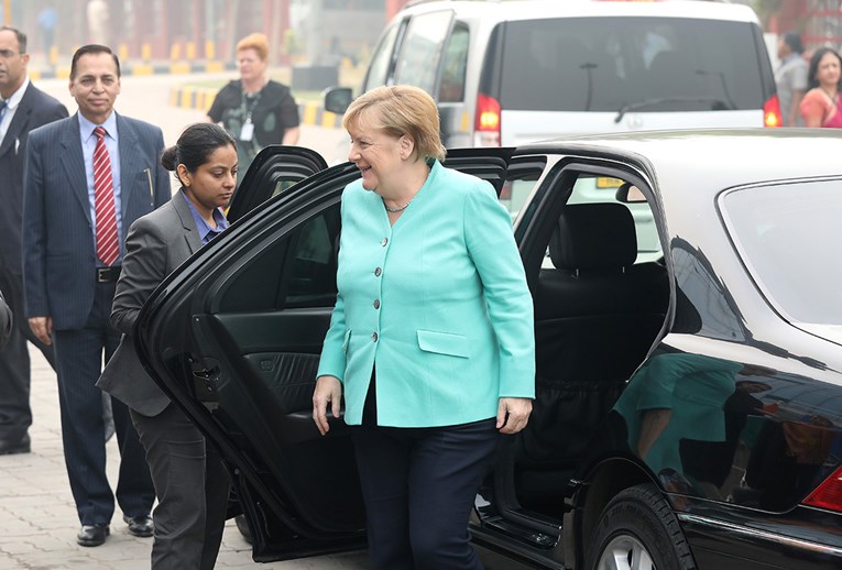 Merkel za obnovu pregovora o slobodnoj trgovini između EU-a i Indije