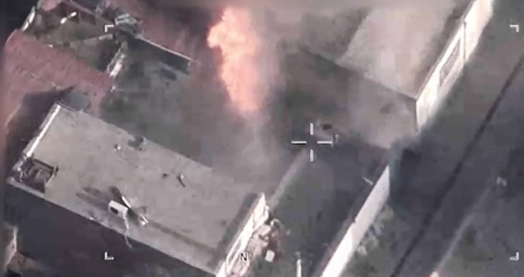 UZNEMIRUJUĆE Objavljena snimka napada dronom u Kabulu u kojem je ubijeno 10 civila