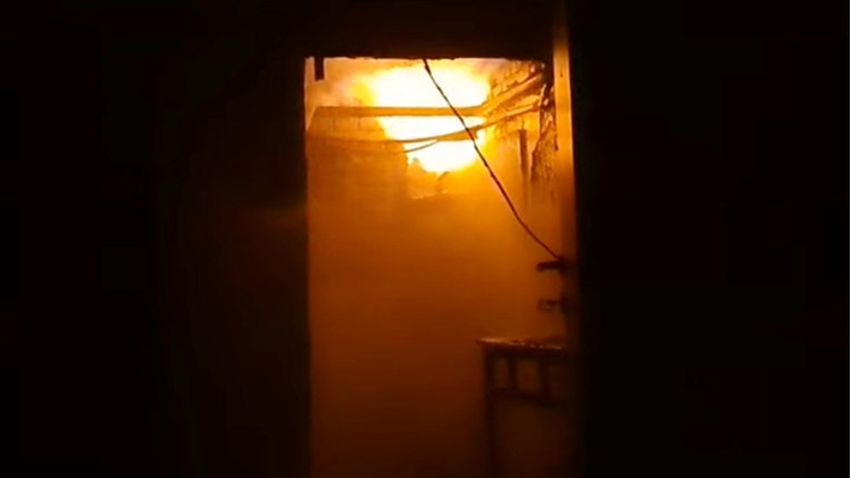 VIDEO Požar u centru Zagreba, zapalila se plinska instalacija