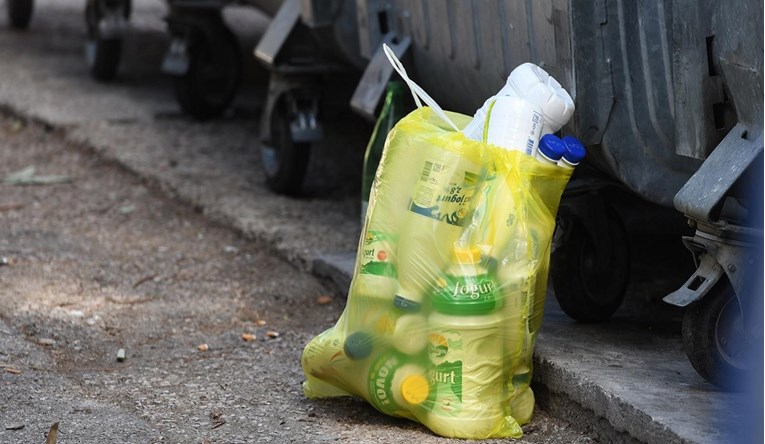 Stižu nova pravila o povratnoj ambalaži i plastičnim vrećicama