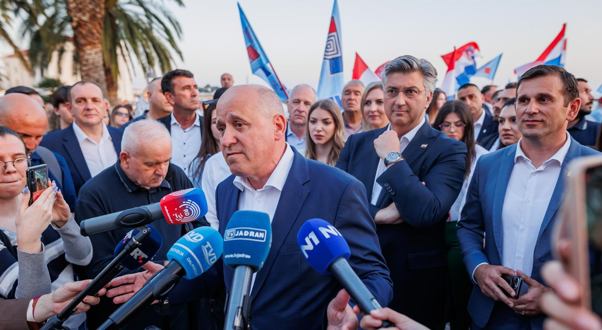 Vanđelić prozvao Bačića zbog afere Kampovi. Bačić mu odgovorio