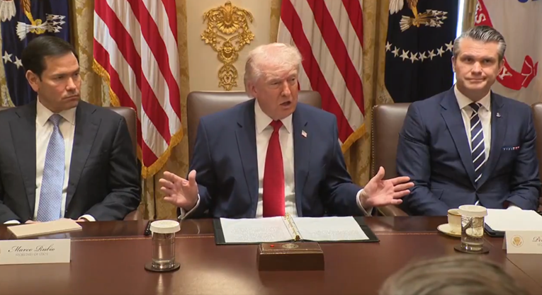 Trump nazvao otok u Indijskom oceanu "Irskom... otokom koji nam UK nije htio dati"