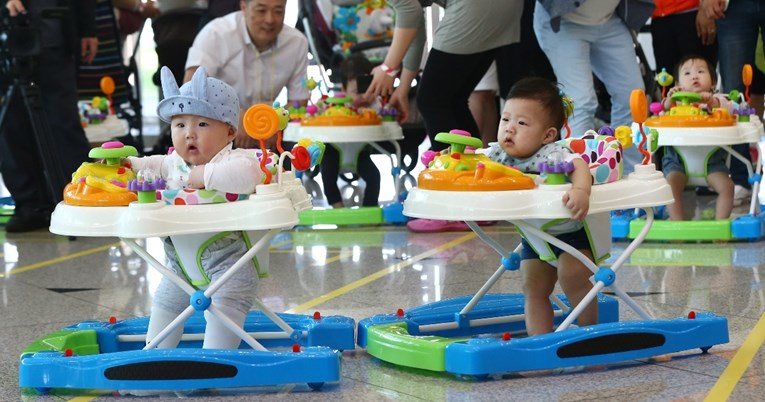 Južna Koreja povećava naknadu za novorođenčad: 12 mjeseci davat će 5600 kn mjesečno