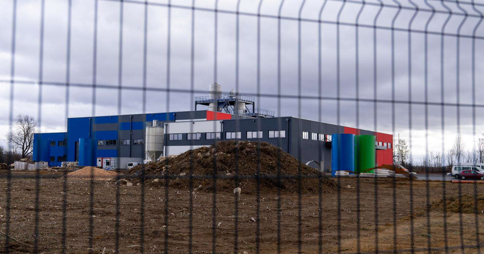 Most: Tko je odobrio tvornicu litija u Gospiću?