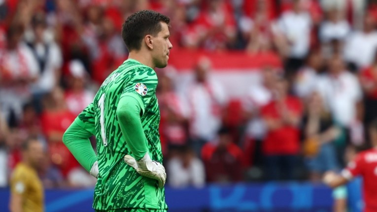 Wojciech Szczesny je završio nogometnu karijeru