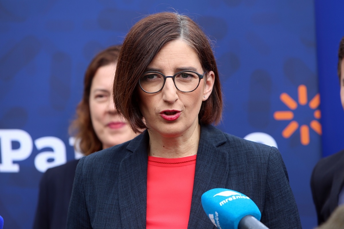 Pametno: Korupcija i kriminal su postali nacionalni sport