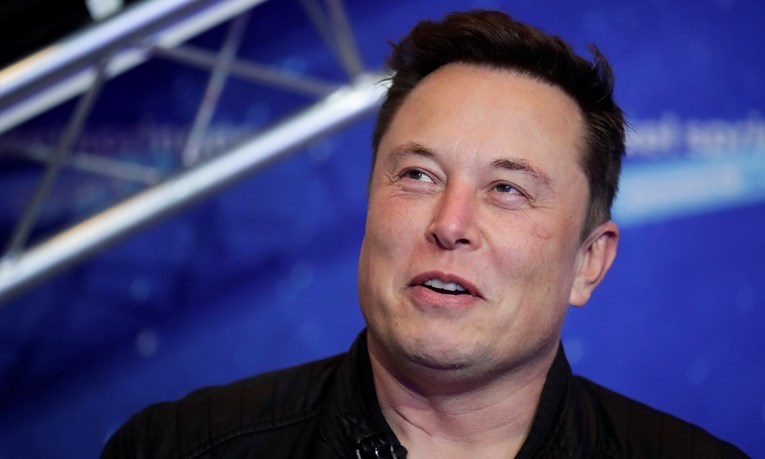 Elon Musk: Teslu sam pokušao prodati Appleu