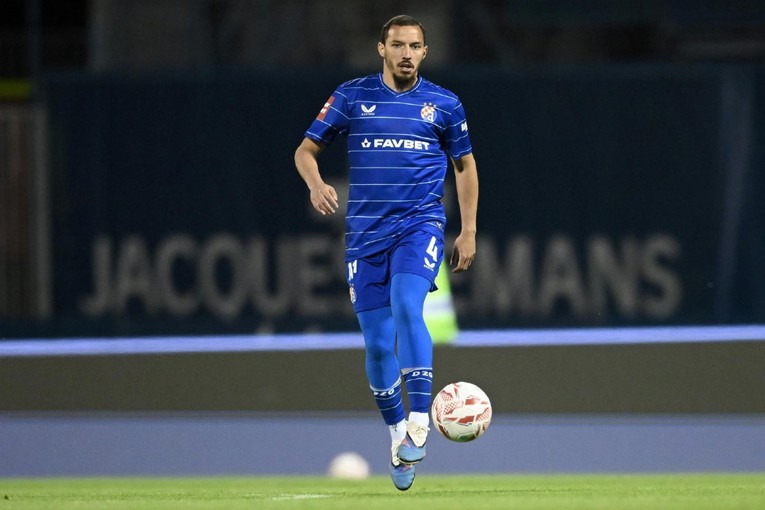 Bennacer promijenio agenta i napušta Milan. Boban ga želi u Dinamu