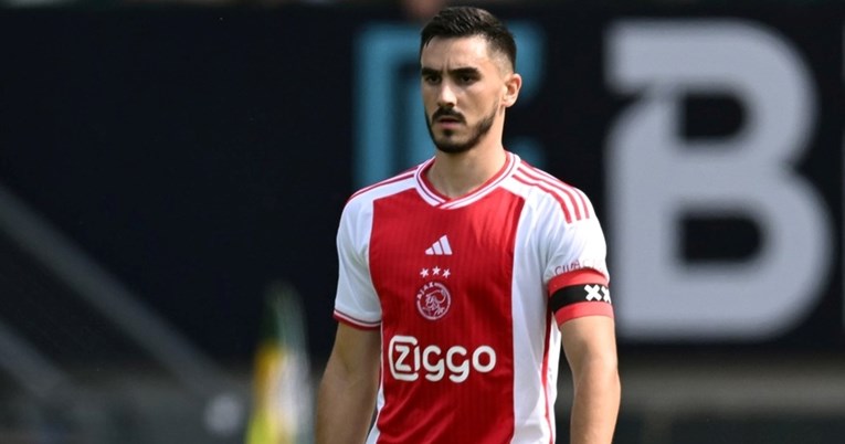 Trener Ajaxa objasnio zašto je Šutala već u prvoj utakmici postavio za kapetana