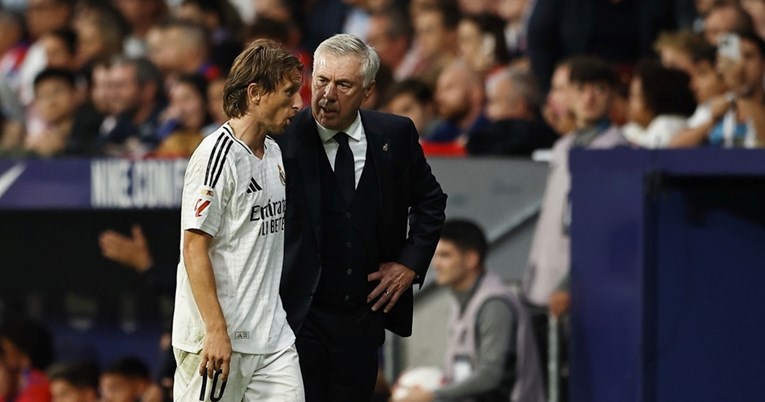 Španjolci: Poraz Reala značio bi da je Ancelotti smrtno ranjen. Modrić je uz njega