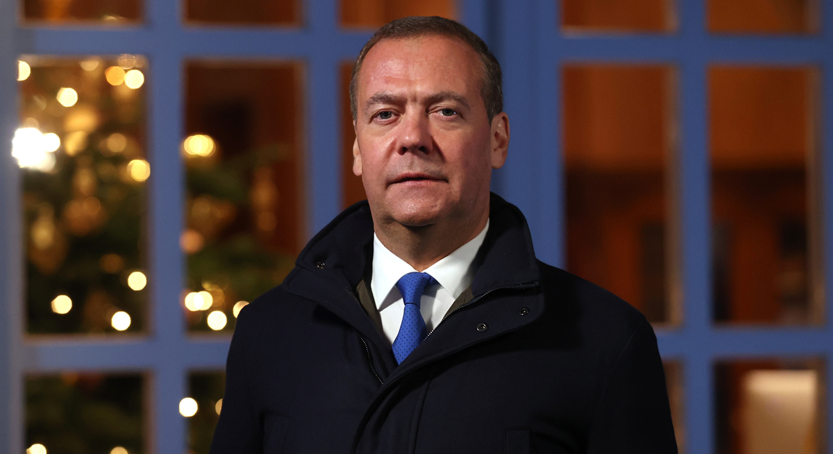 Medvedev prijeti nuklearnim udarom: "Riskirate aktiviranje paragrafa 19"