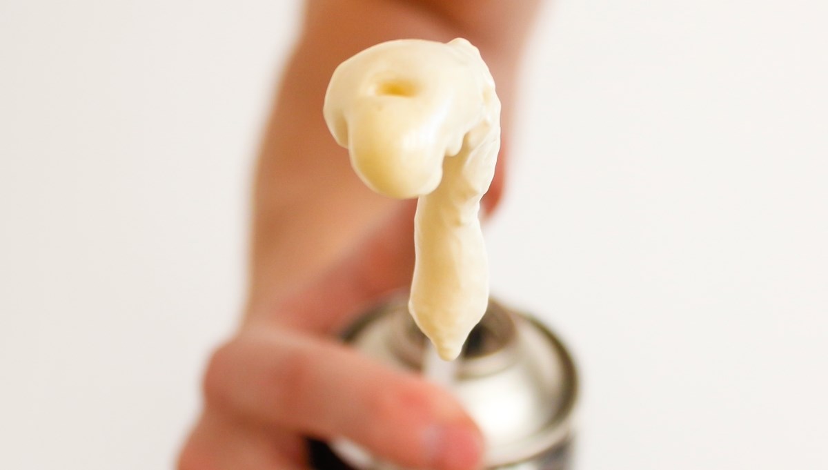 Pur-pjenom pošpricao auto u Kneževu