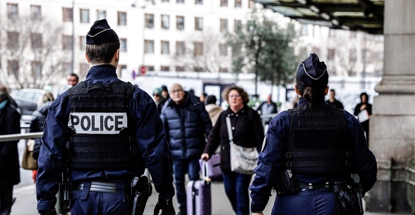 Napad nožem u Parizu, izbodeno troje ljudi. Policija: Napadač ima psihičkih problema