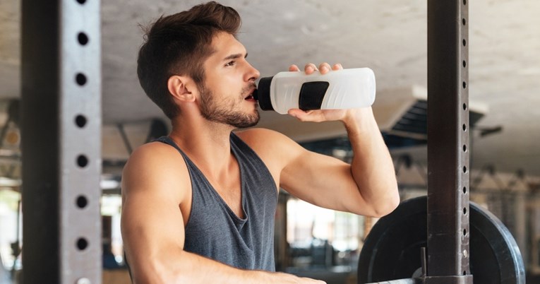 Koliko vode treba piti u danu za povećanje mišićne mase?
