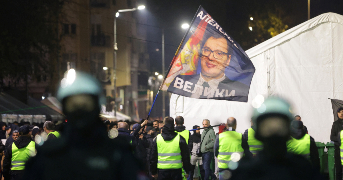 Studenti u Srbiji skupljaju potpise za izvanredne izbore
