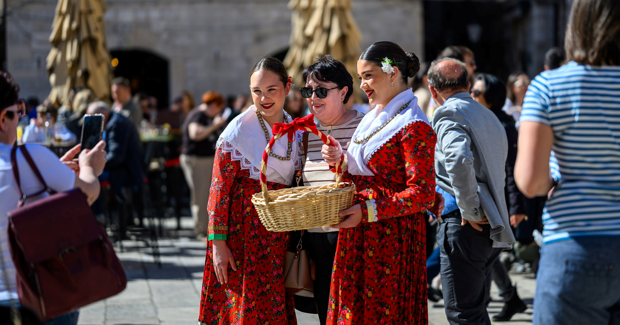 FOTO Uskršnje prijepodne u Dubrovniku, gradom je šetala i Maja Šuput