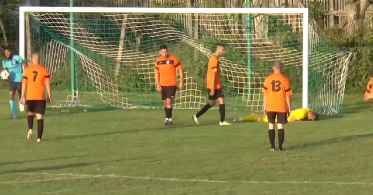 VIDEO U Slavoniji pao komičan gol iz kornera. Golman se u nevjerici srušio na pod