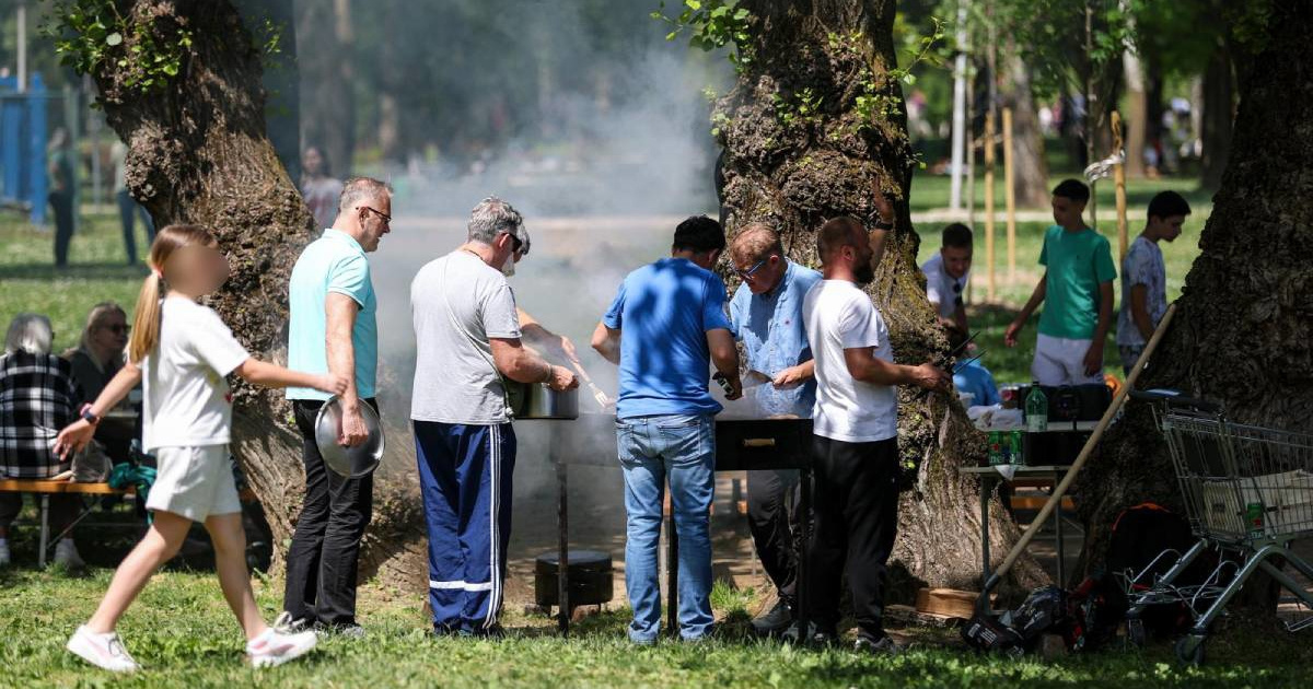 FOTO Zagrepčani uživaju na Bundeku: Jedni se sunčaju, drugi roštiljaju