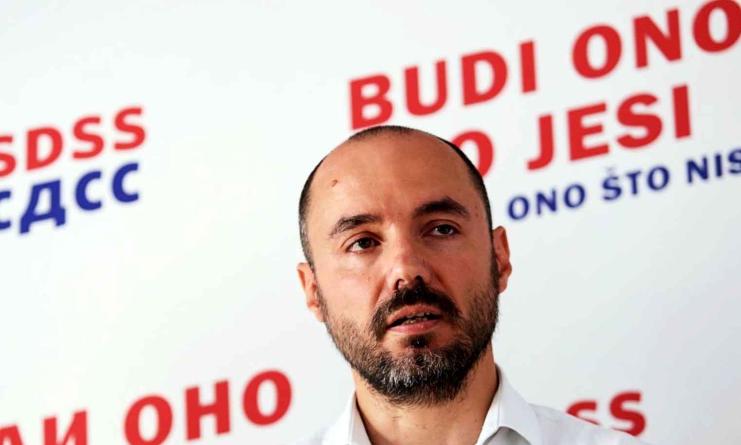 Dvije hrvatske udruge iz Srbije podupiru odlazak predstavnika Srba u Knin